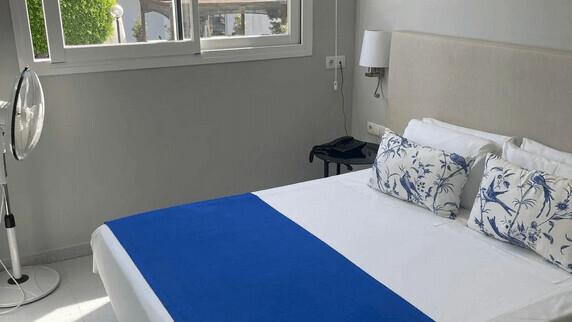 Flipflop Cala Mandia